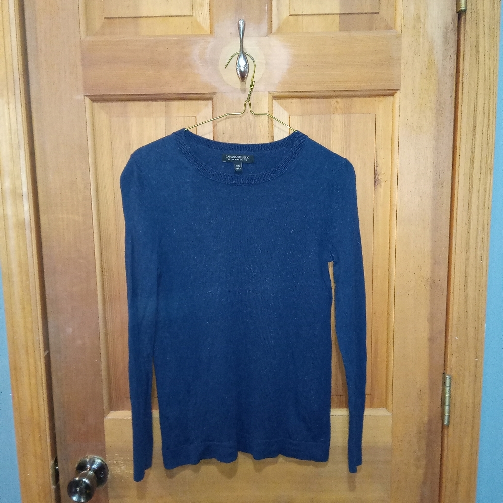 Banana Republic 100% extra fine merino wool blue sweater size XS